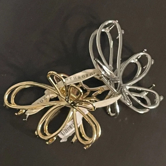 NWT Anthropologie, 2 Getaway Floral Hair Claw Clips, Gold & Silver. New tags! - Picture 7 of 7
